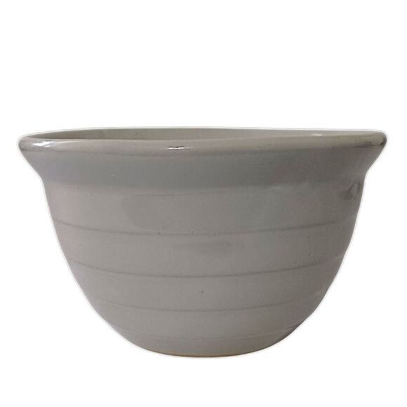 Monmouth Pottery Beehive Bowl 6" Gray Mixing Nesting Maple Leaf Vintage USA Farm - Picture 8 of 15